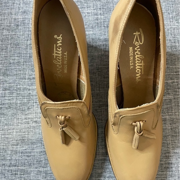 VINTAGE (60’s) Revelations Beige Shoes Size 10 M New - Picture 2 of 7